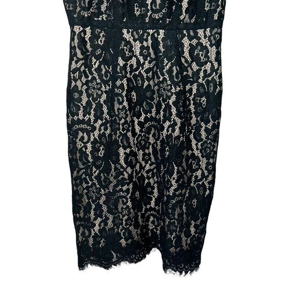 Elegant Black Lace Halter Dress - Picture 4 of 11